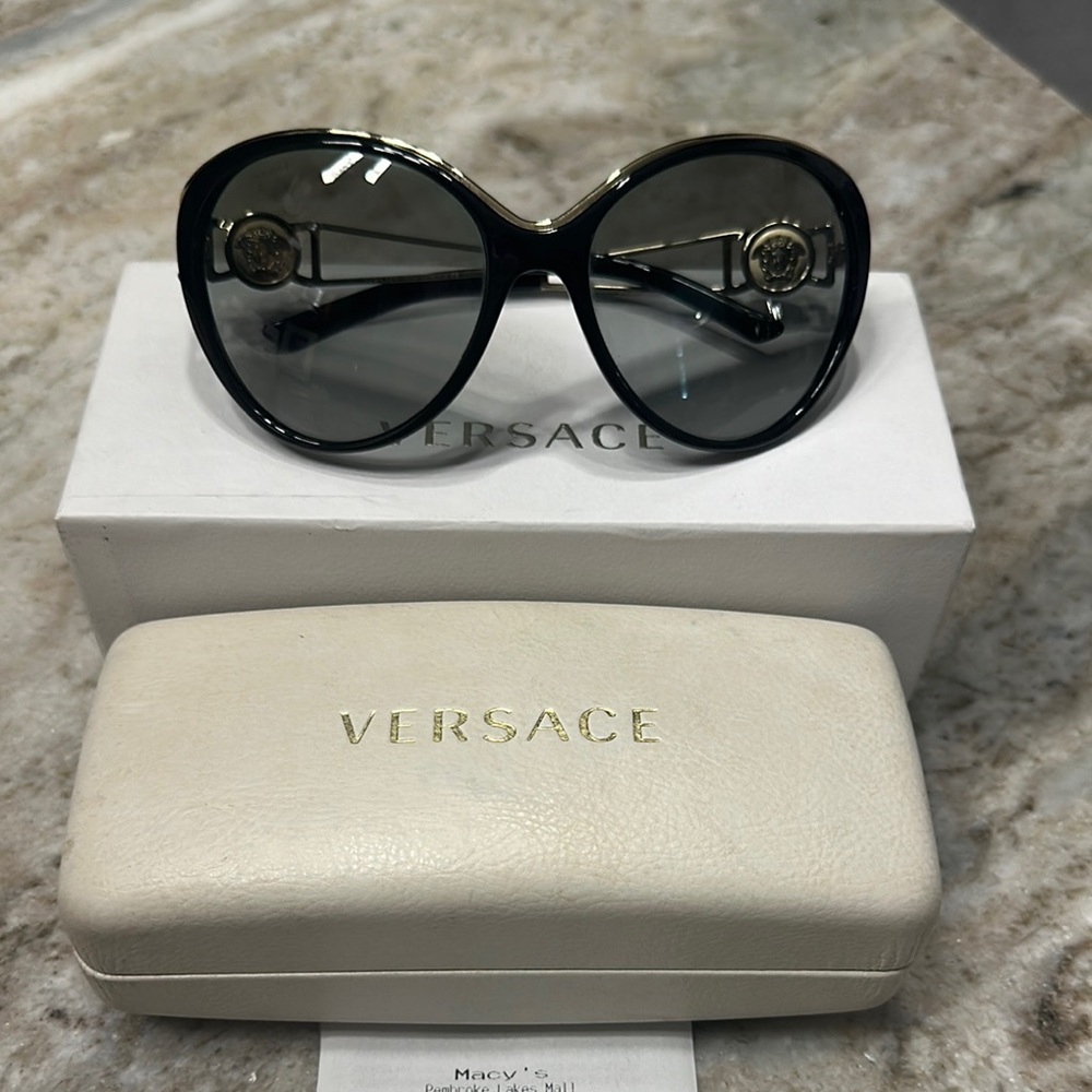 Authentic Ladies Versace Sunglasses